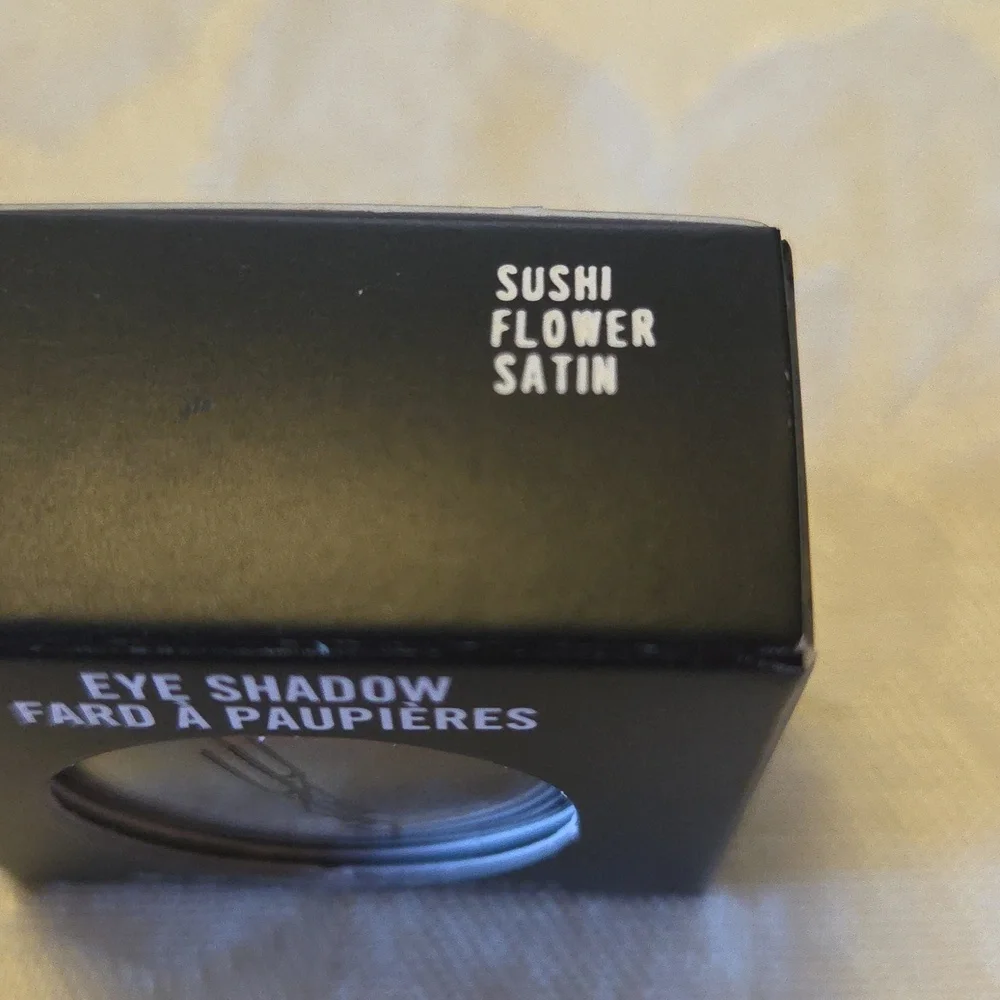 MAC Cosmetics vibrant sushi